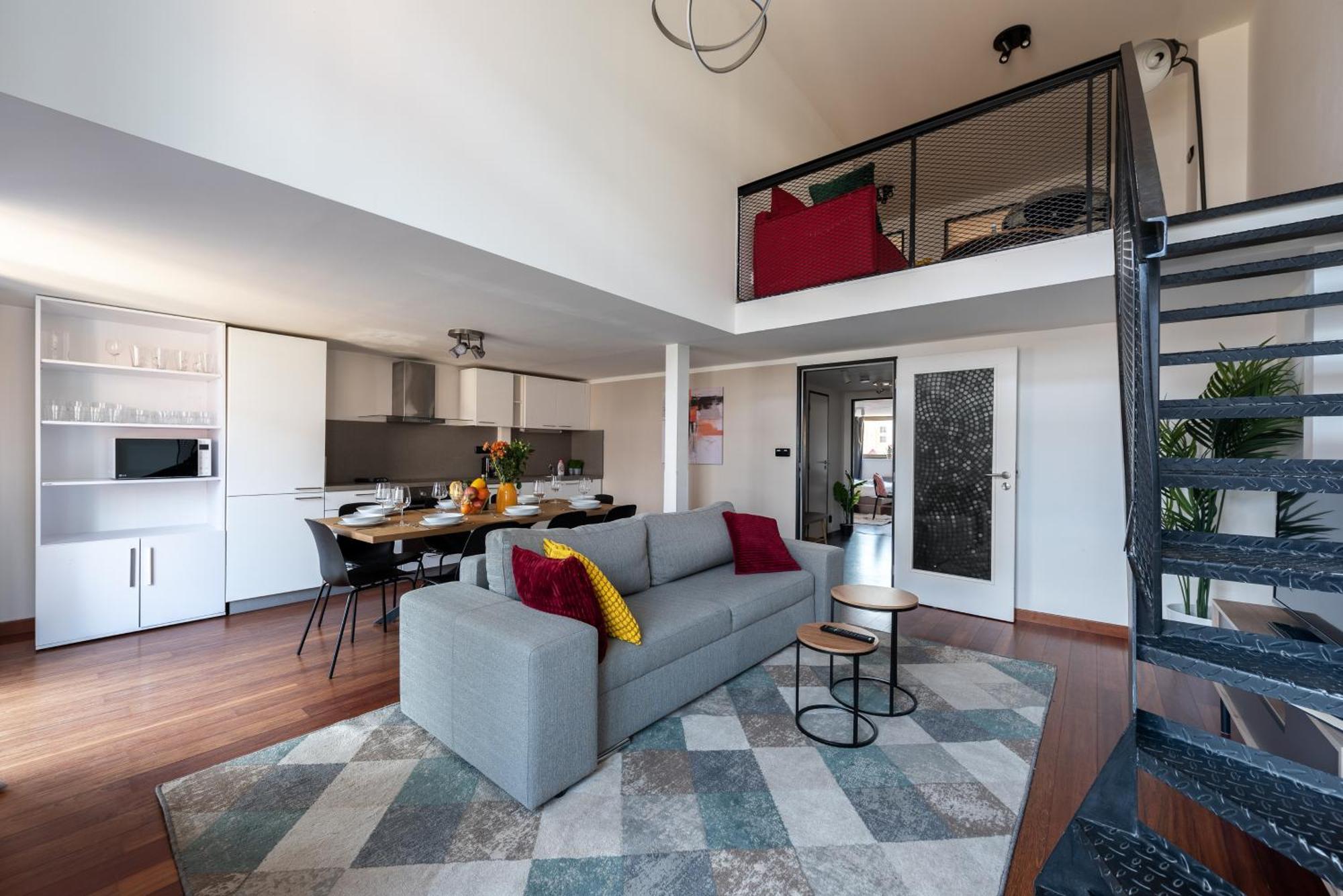 Spacious Near Karlin Square Appartement